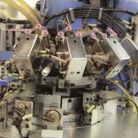 Деталь машины создающей носки