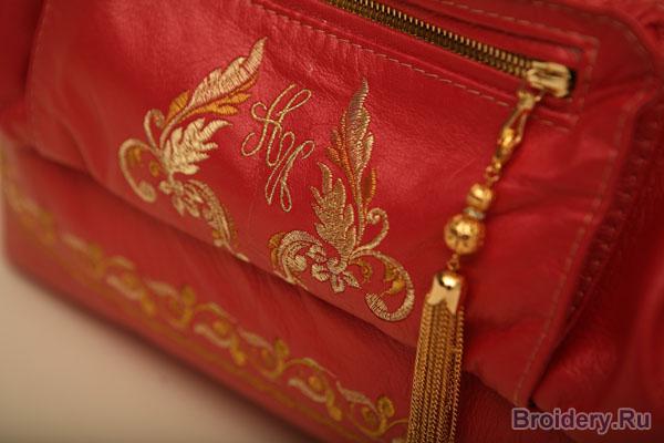 Машинная вышивка. Вензеля