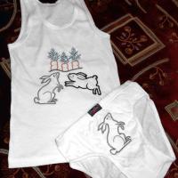 Комплект с кроликами. машинная вышивка.