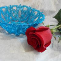 Роза и кружева