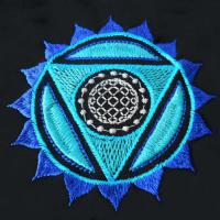 Вишуддха. Дизайн в сетях у Севы Бразер